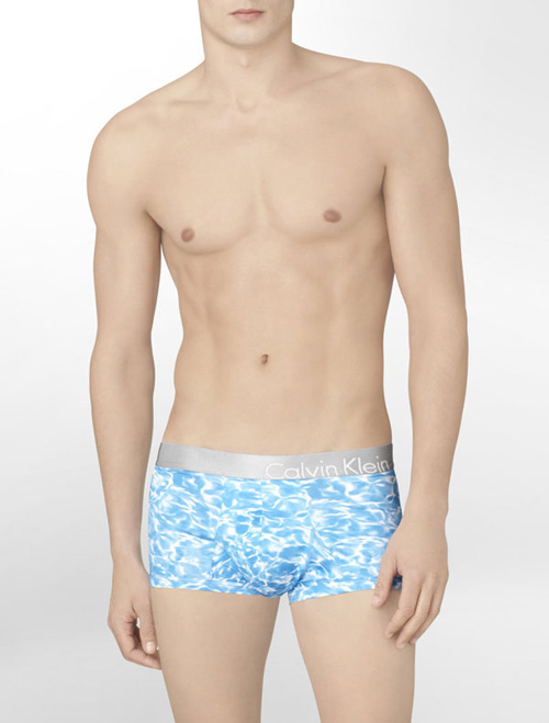 Calvin-Klein-Underwear-Bold-Micro-ParadiseTrunkU89332W1.jpg